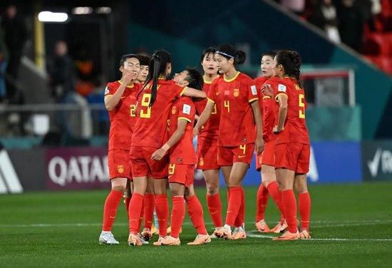 伊人天天综合